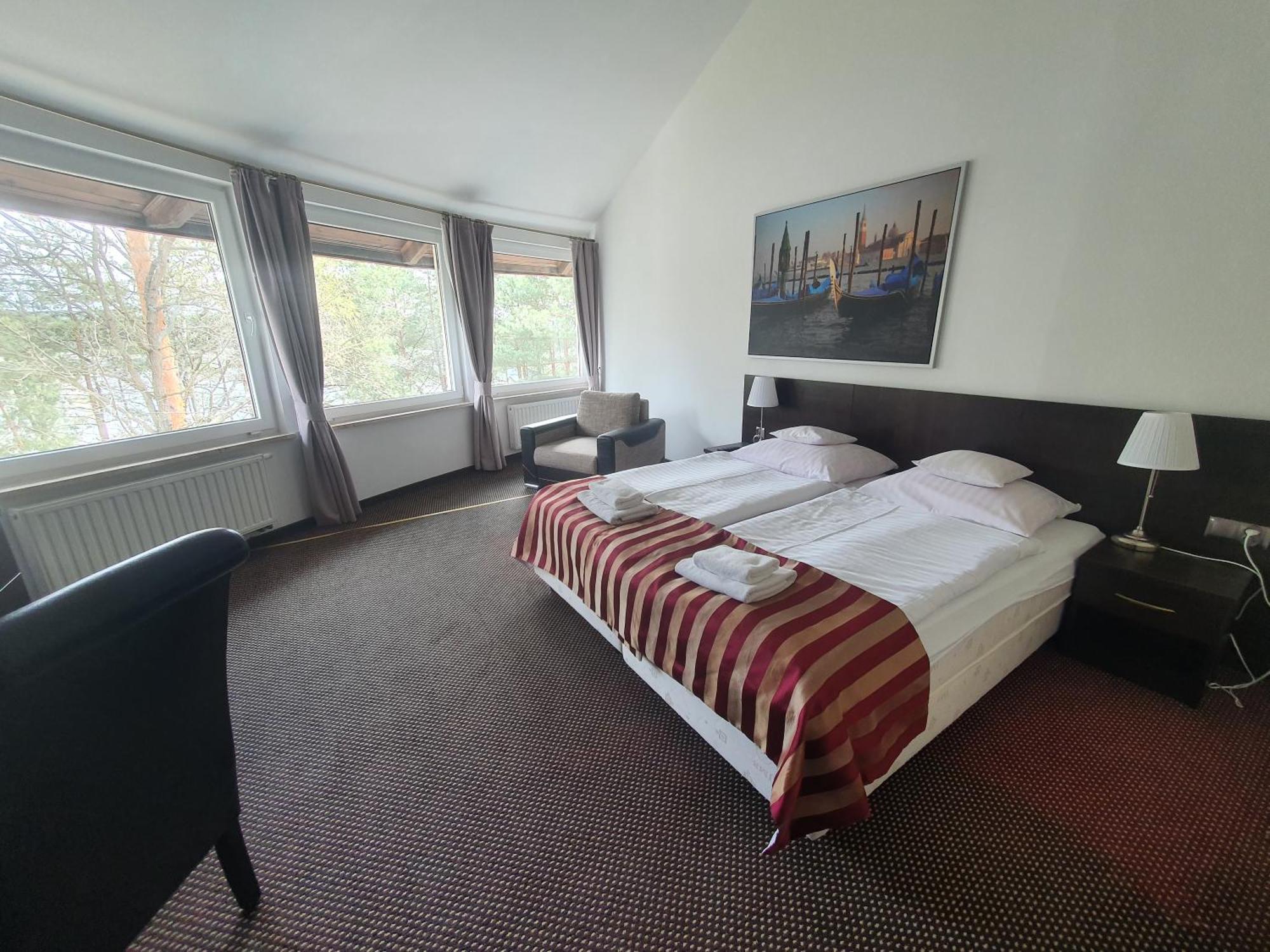 Cztery Wiatry Aparthotel Korytnica  Exterior foto